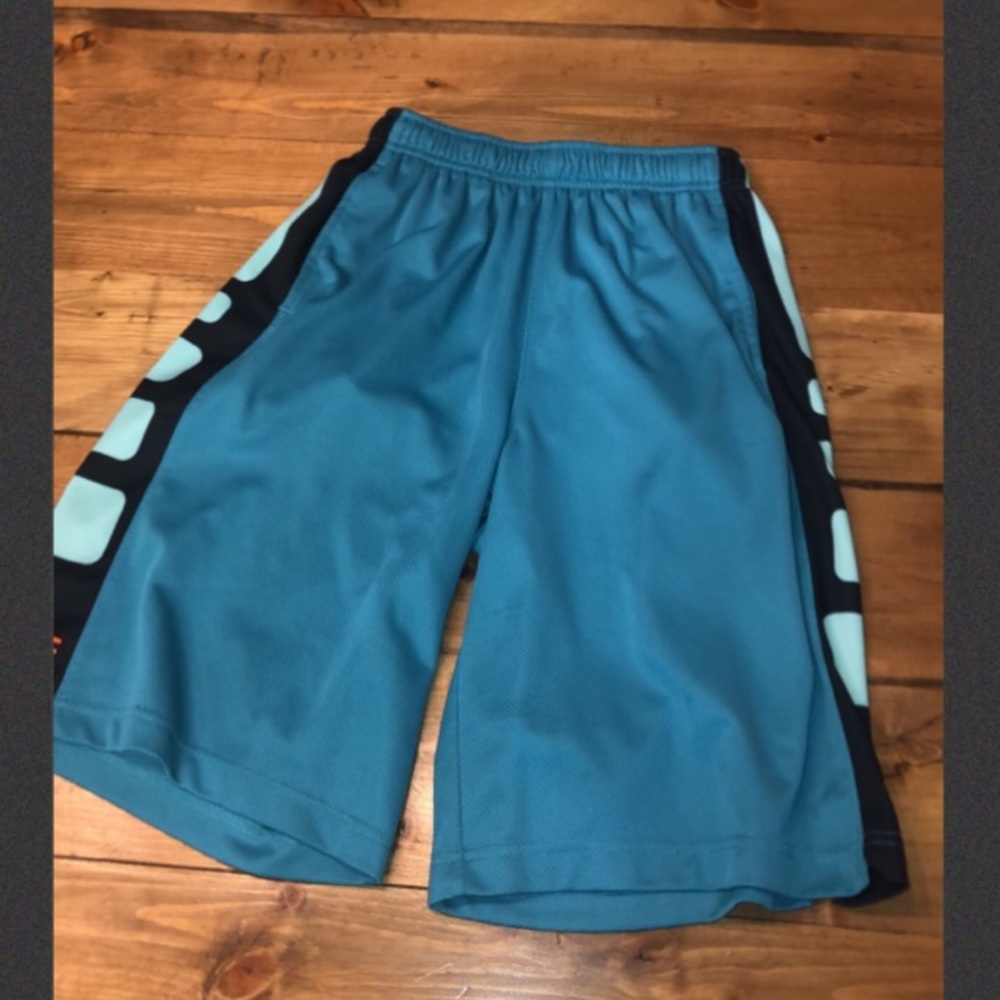 Youth Nike Elite Basketball Shorts